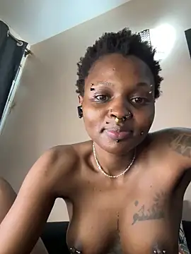 __Naomi - fist pussy till squirt