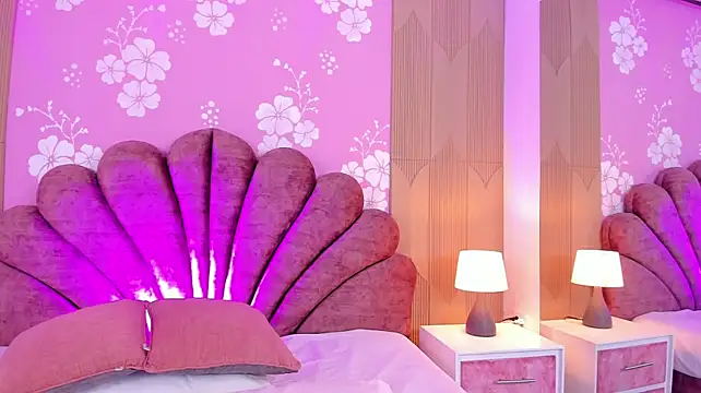 VioletMoore_ - SPANK ASS 🍑🔥