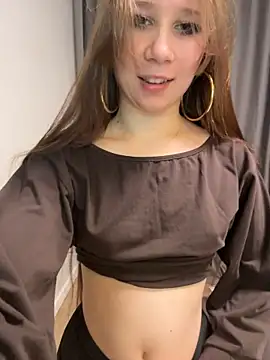 SweetieKitty1 - Flirty Eye Contact