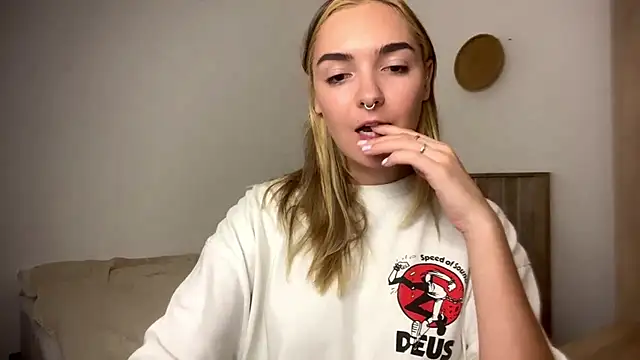 RoxyWet - 🩵🩵🩵 Show Sexy Figure 🩵🩵🩵