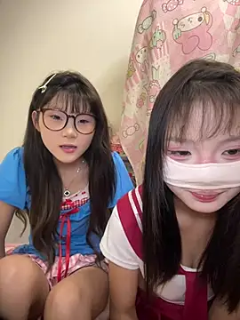 QIQI-QIQI-01 - 排卵期小母狗 想被哥哥操