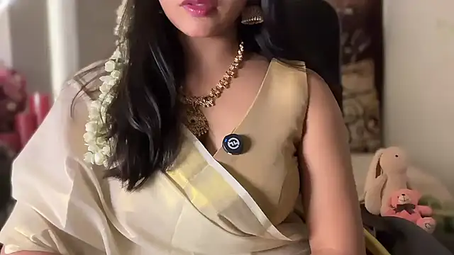 Goddess_Ariel - Candle Wax ON BOObs