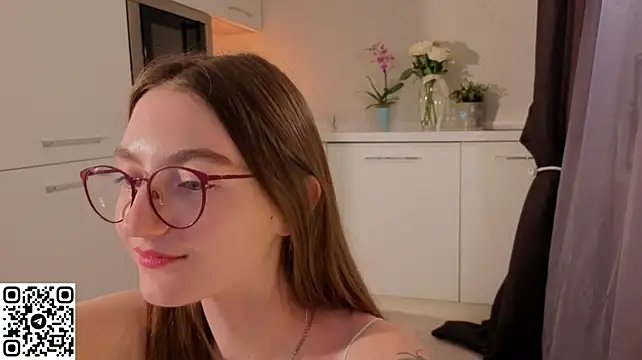 Valenora_xs - spanks sweet ass