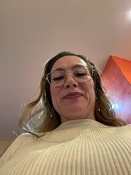 Angelitasexy81 - Naked without getting caught, ❤️💋🎁