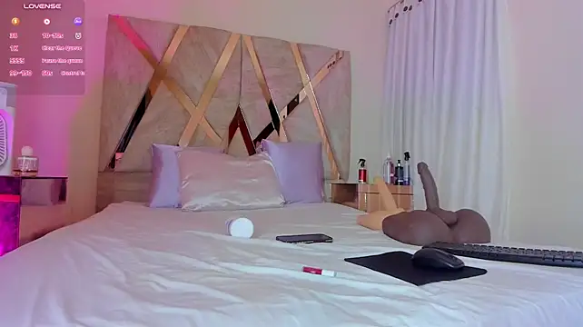 Sophia_turneer - 2 finger in ass