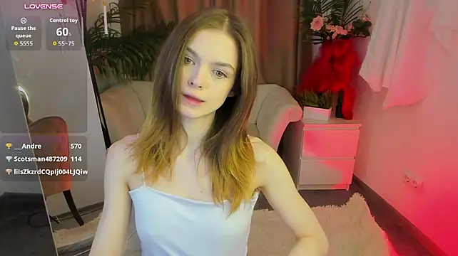 _Molly_Coy_ - Hand bra 2 min