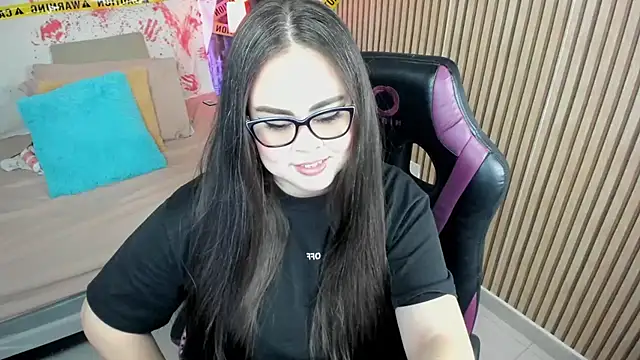 LolaVillalobos - TWERKING WITHOUT PANTIES