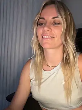 Milla__one - 2 süsse zöpfchen ;)