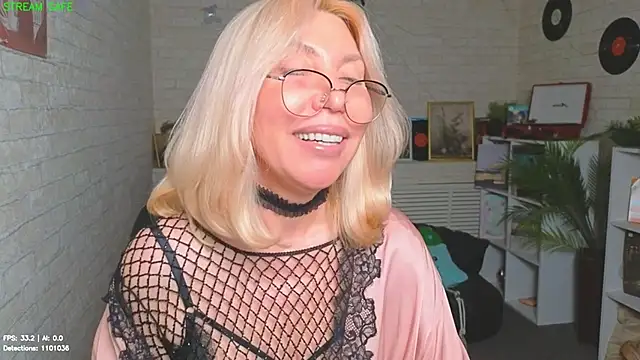 Wendy_Waves