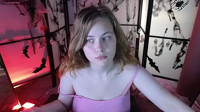 EricaWilds - Ass slaps