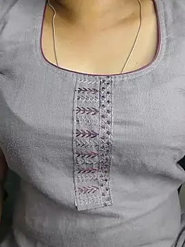 Tamil_Lovely_Cindrellaa - boobs show 5 minutes 😋😍🤤🥵