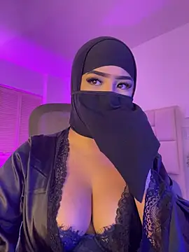 Yasmin_cute - show boobs more oil