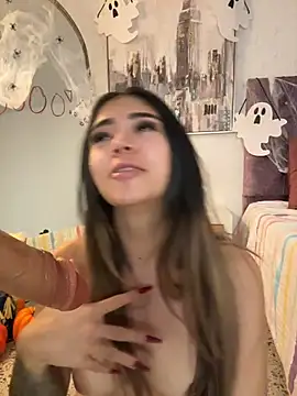 HoneyMollyX - TWO FINGERS DEEP IN MY PUSSY, FAST