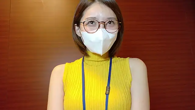 Natusummer1919 - 本日のパンツチラ見せ
