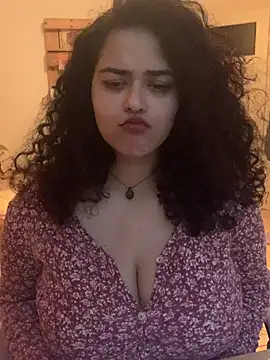 Curvydesifromgermany - Oil on tits