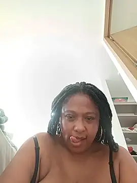 Jazmin43 - To be left in just a thong