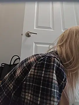 AmethystFoxx - Reverse cowgirl + last tip name on ass