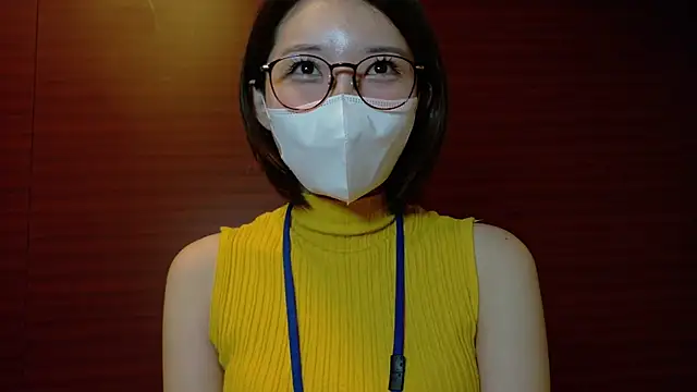 Natusummer1919 - 本日のパンツチラ見せ