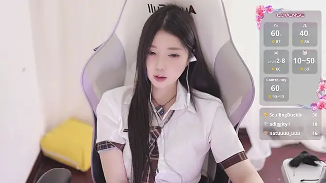 Kitty_baby77 - 完成任务全裸M腿5分钟