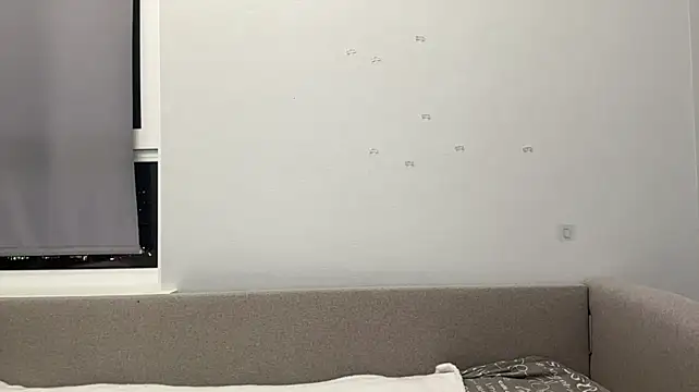 LisaPorse - show belly + cute wink