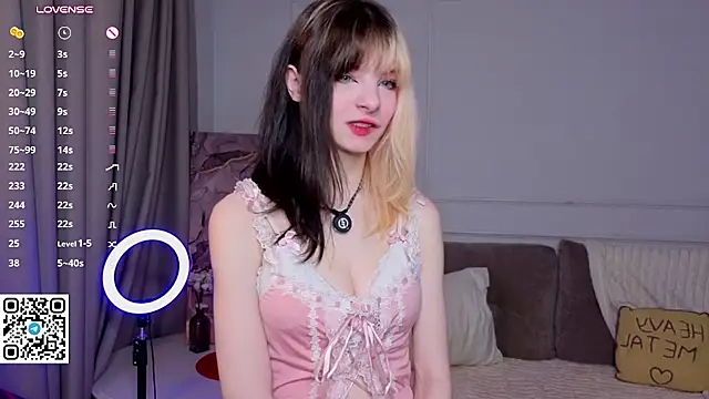 ItsFeliDoll - take off my dress