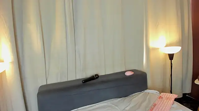 Sensual_fer - Spit on my boobs 🍒