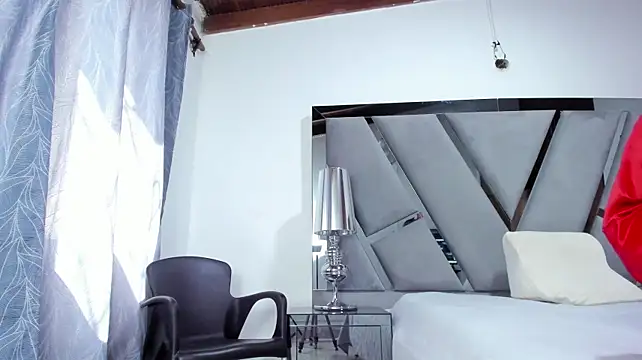 DAVID_VICTORIAA - FUCK IN DOGGY LOOKING AT THE CAMERA