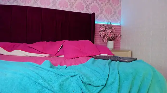 VanesaConor - Boobs bounce + saliva 🥵