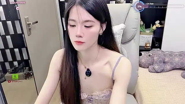Yueyue-MM - 上空侧身小狗趴+打pp5下