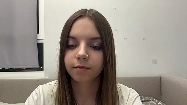 LisaPorse - show belly + cute wink