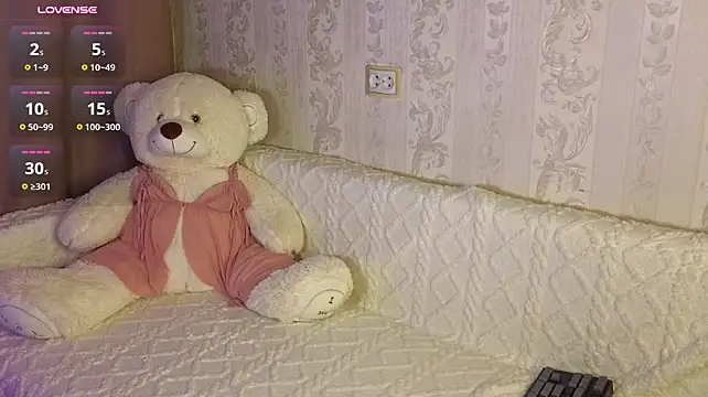 Lunni_03 - 50 slaps in the doggy-style position