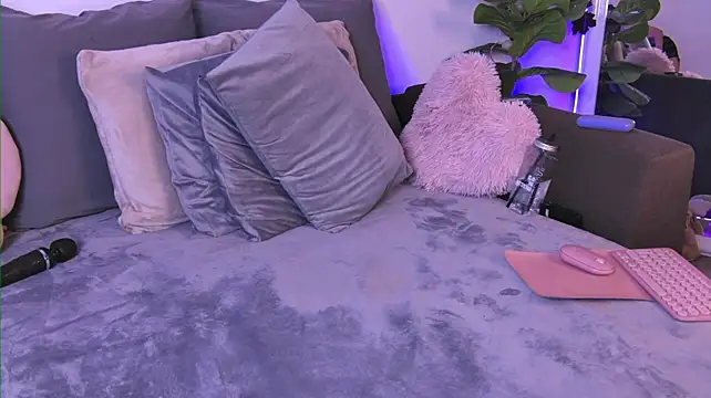 AmelieReeaa - Squirt bby girl(10min control)🌊💦🫦