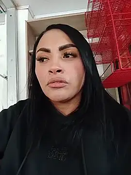 EstrellaSmmith - show big ass + oil