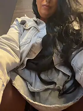 Tisha_Busty