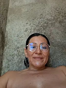 Maturexxxnaughty - A lollipop in my ass, and I suck on it.