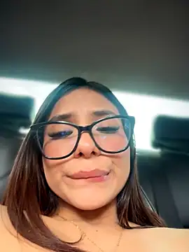 Amira_cute2 - FUCK PUSSY DILDO IN THE CAR
