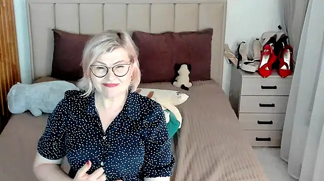 Sabrinamacmarren - can you make me cum😉😍🎁💋💋💋💋💋