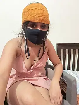 Nishahotyy - pussy fingering with lush and toothbrush