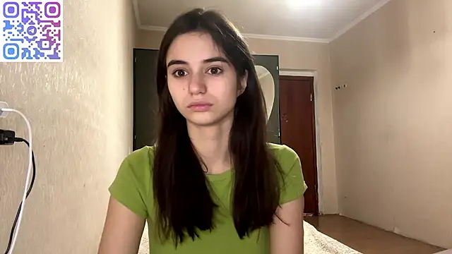 Barbie_ee - Hands up