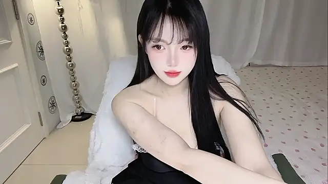 Rich-001 - 睡衣里面藏着什么呢 ？