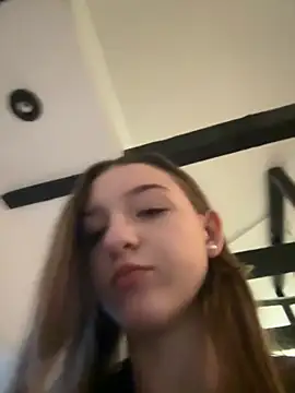 MyCherryKiss - show boobs and play🔥