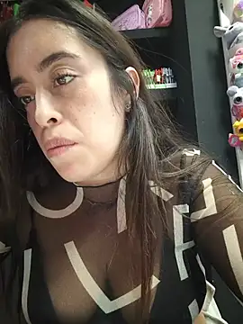 MissNyraSecret - Tits out in public in store