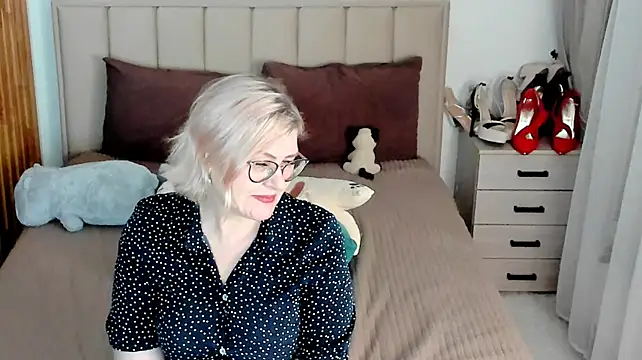Sabrinamacmarren - can you make me cum😉😍🎁💋💋💋💋💋