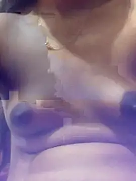 Hot-_girls - kiss u