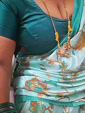 Tamil_Ammani - Boobs show😜😜😝🥰🔥🔥🔥
