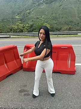 Sara_fun - Open ass in street