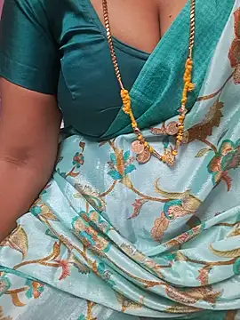 Tamil_Ammani - Boobs show😜😜😝🥰🔥🔥🔥