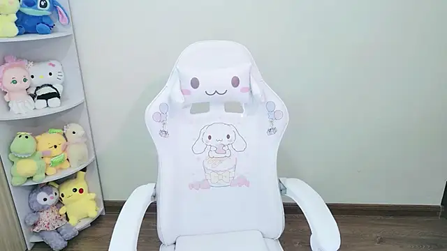 Keeaaiiii - 都说撒娇的女人最好命 那撒尿的呢？