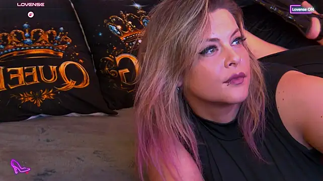 ZoeMesmerizee - put toy inside me.