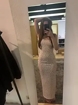 MyCherryKiss - show boobs and play🔥